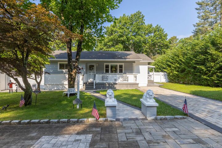 Property Photo: 276 Parkway Drive NY 11933