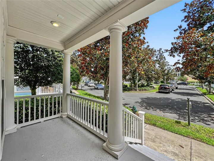 Property Photo:  1006 Sandlace Court  FL 34747 