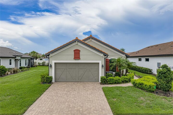 Property Photo:  4248 Cairoli Court  FL 33543 