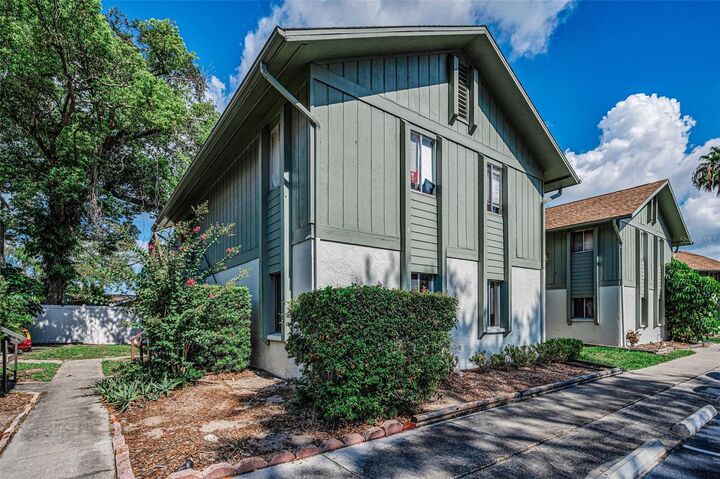 Property Photo:  1960 Union Street 5  FL 33763 