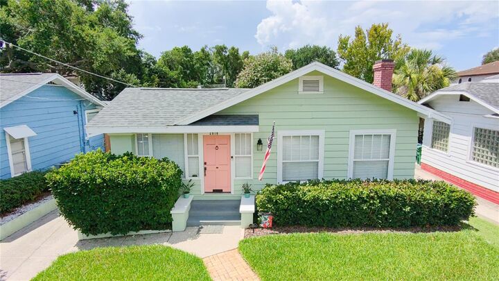 Property Photo: 2810 W Angeles Street FL 33629