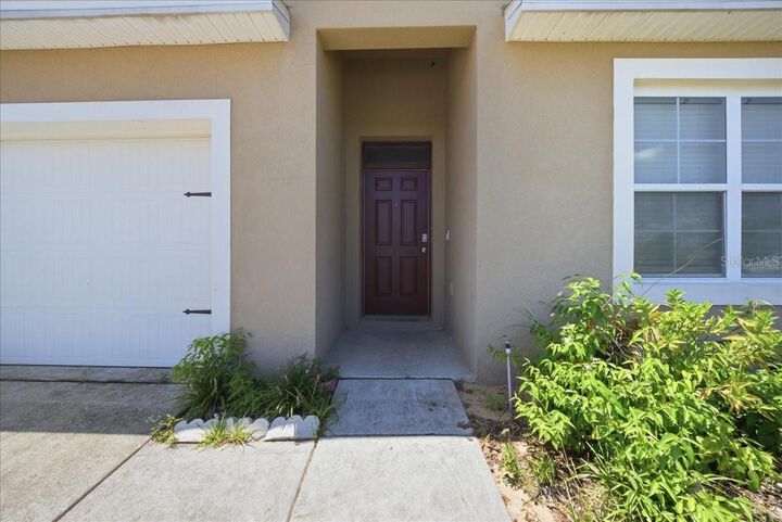 Property Photo:  750 Lafayette Lane  FL 33844 