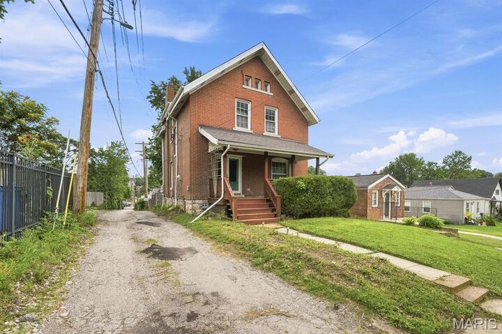 Property Photo:  6941 Dale Avenue  MO 63139 