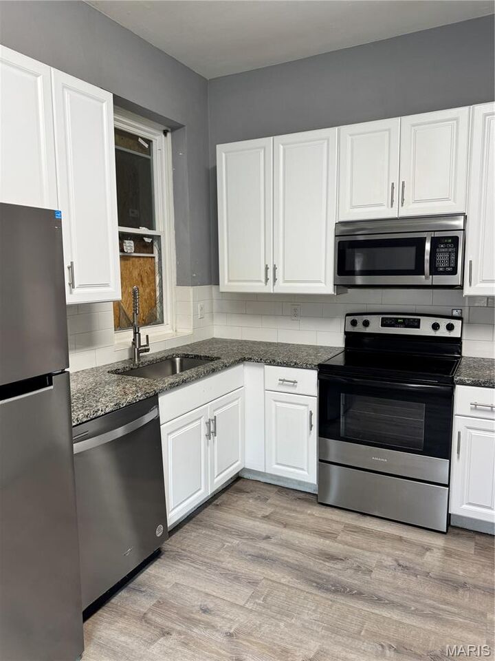 Property Photo:  4116 Taft Avenue  MO 63116 