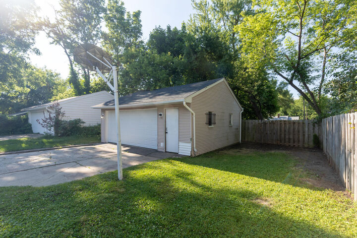 Property Photo: 3502 Arlene Avenue MI 48503