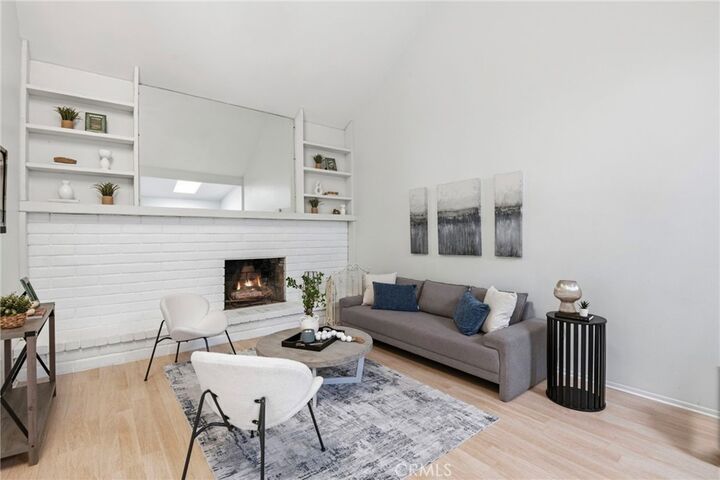 Property Photo: 3 Willow Tree CA 92612
