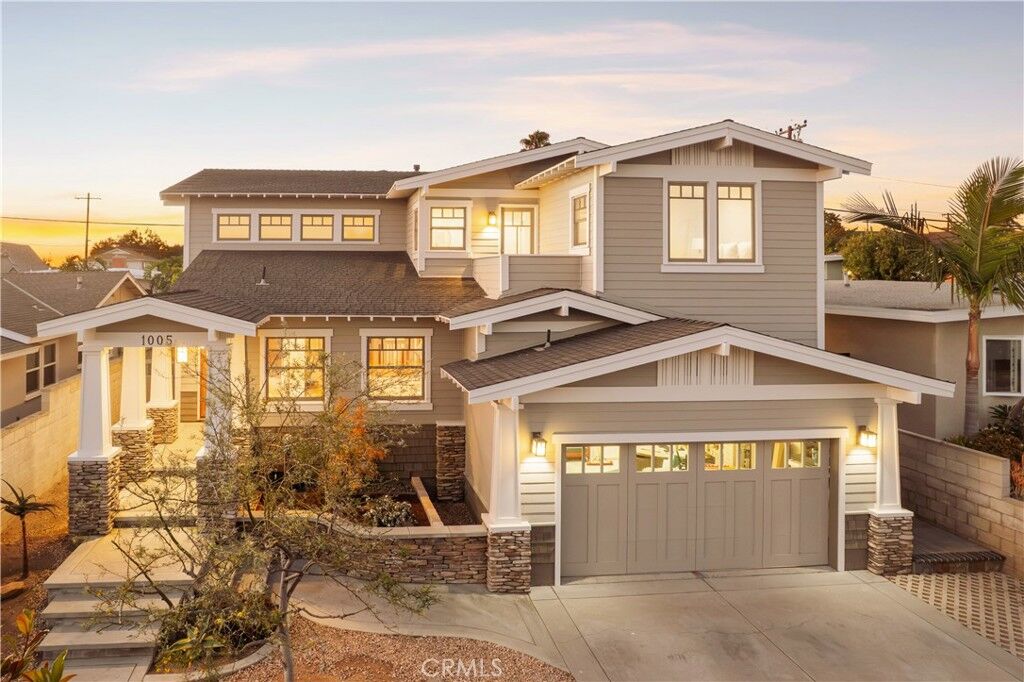 Property Photo:  1005 Marvista Avenue  CA 90740 