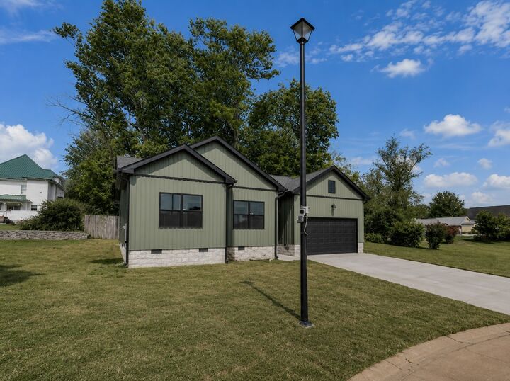 Property Photo:  112 Bee Line Way  KY 42286 