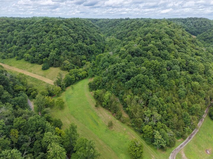 Property Photo:  1505 Dark Hollow Rd  TN 37083 