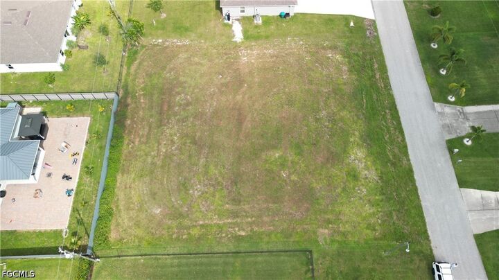 Property Photo: 519 NW 20th Terrace FL 33993