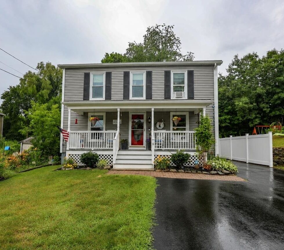 Property Photo: 6 Concord Avenue NH 03038