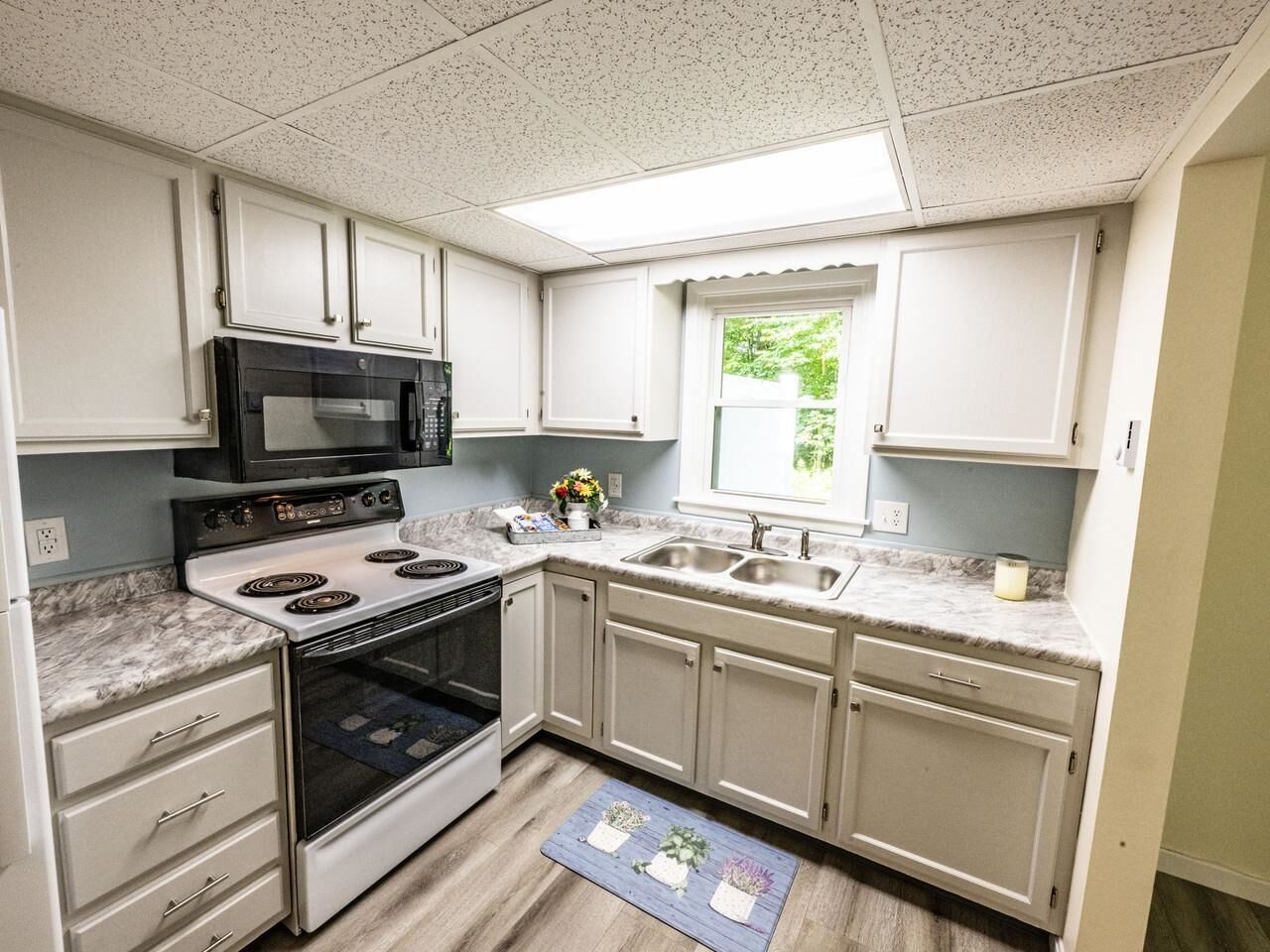 Property Photo: 86 Pinecrest Drive VT 05452