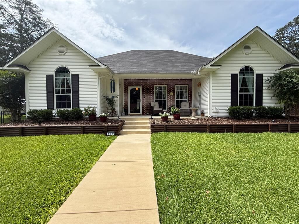 Property Photo:  150 County Road 2439  TX 75773 