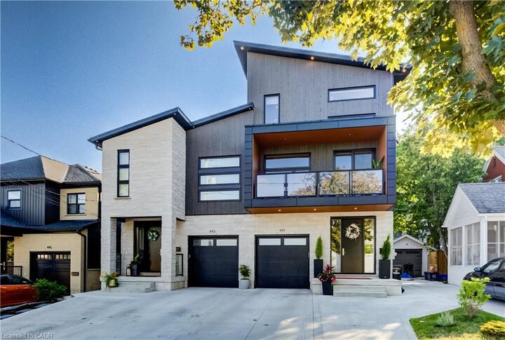 Property Photo: 441 East Avenue ON N2H 1Z7