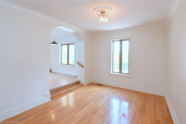 Property Photo: 506 Aberdeen Avenue ON L8P 2S2