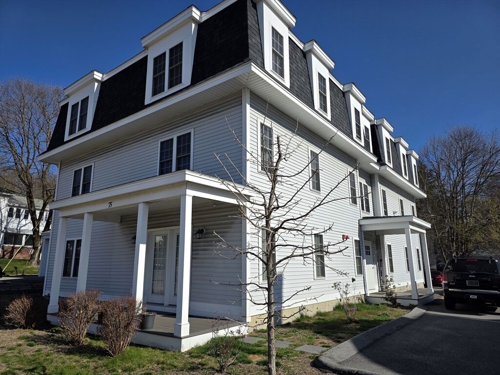 Property Photo: 75 Merriam Ave 5 MA 01453