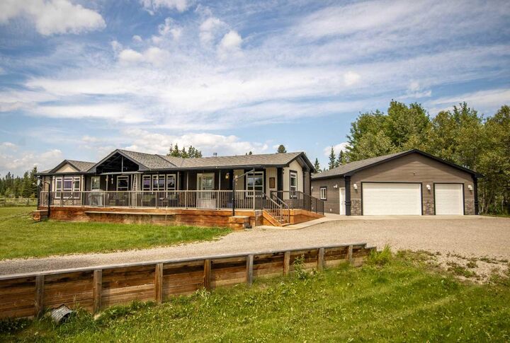 Property Photo: 33052 Range Road 52 40 AB T0M 1X0