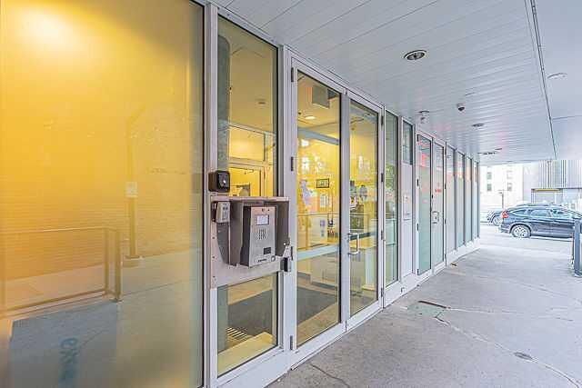 Property Photo: 450 8 Avenue SE 706 AB T2G 1T2
