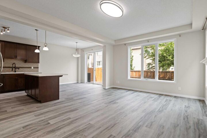 Property Photo:  137 Windridge Road SW  AB T4B 2R4 