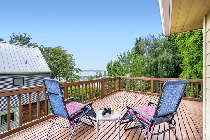 Property Photo: 722 S 31st Avenue WA 98144