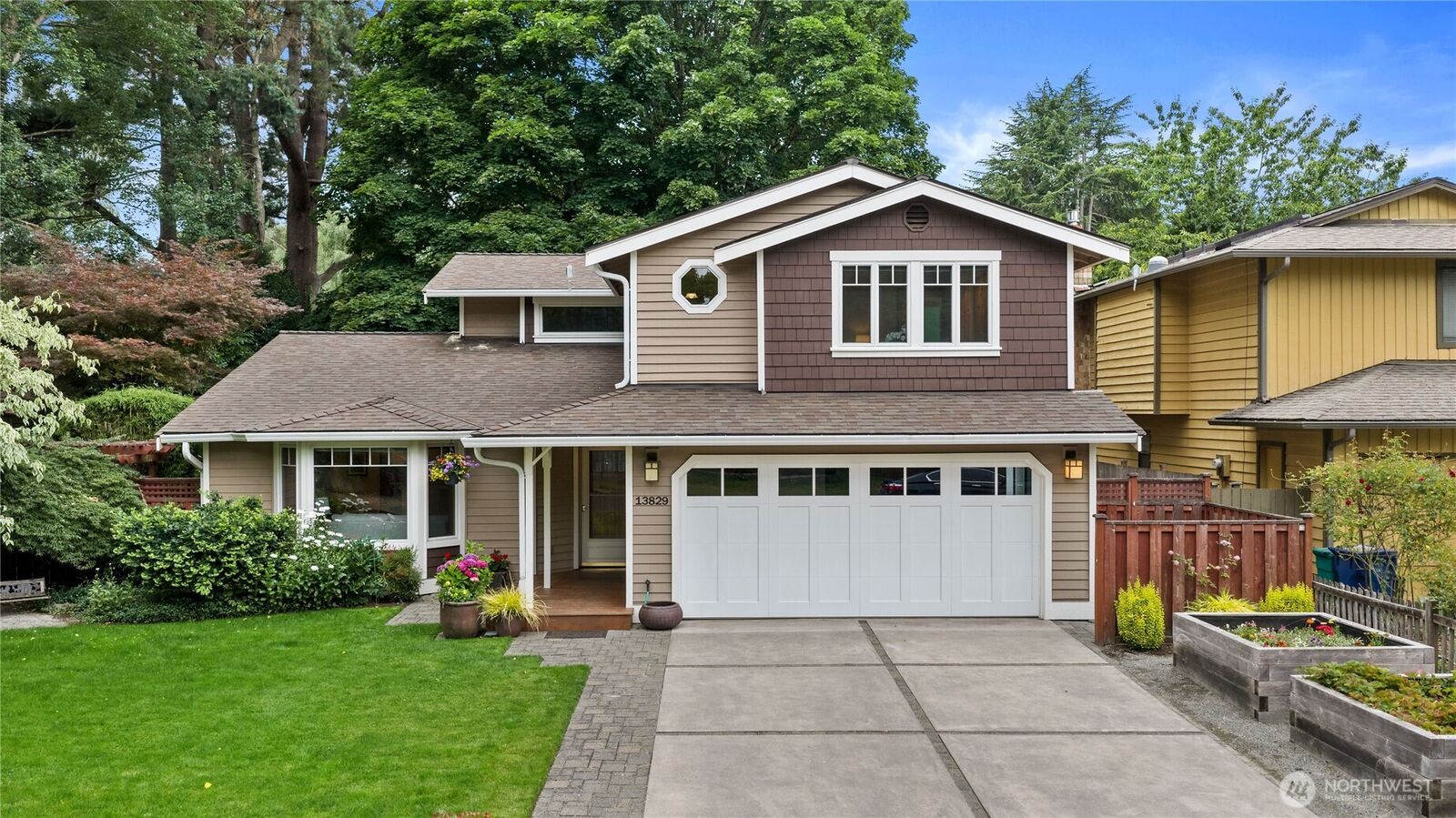 Property Photo: 13829 101st Place NE WA 98034