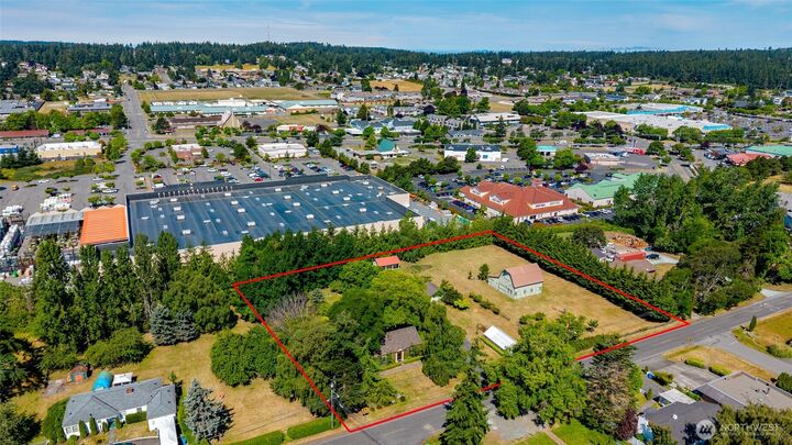 Property Photo:  579 SE Ely Street  WA 98277 