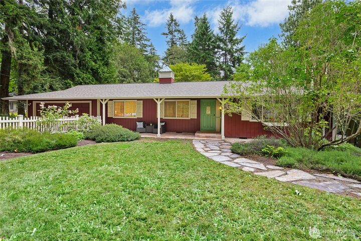 Property Photo: 10796 Manitou Beach Drive NE WA 98110