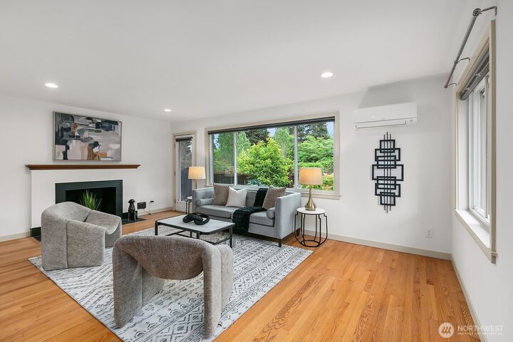Property Photo: 2302 S Spokane Street WA 98144