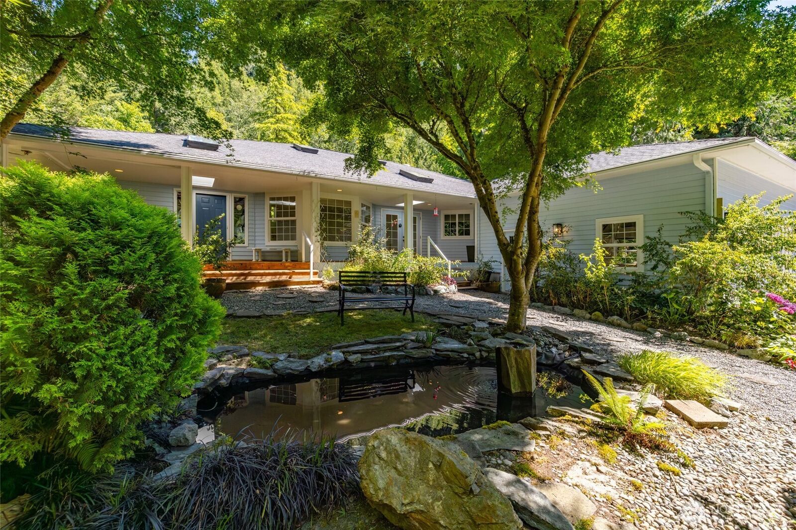 Property Photo:  18915  Cascade Ridge Court  WA 98274 