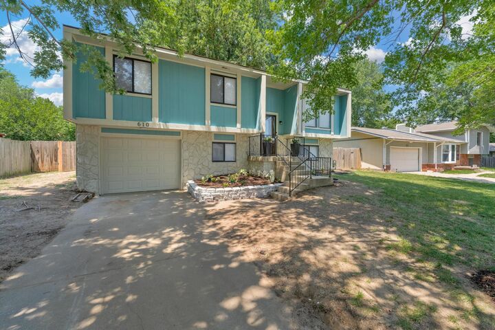Property Photo:  610 E Campus St  KS 67216 