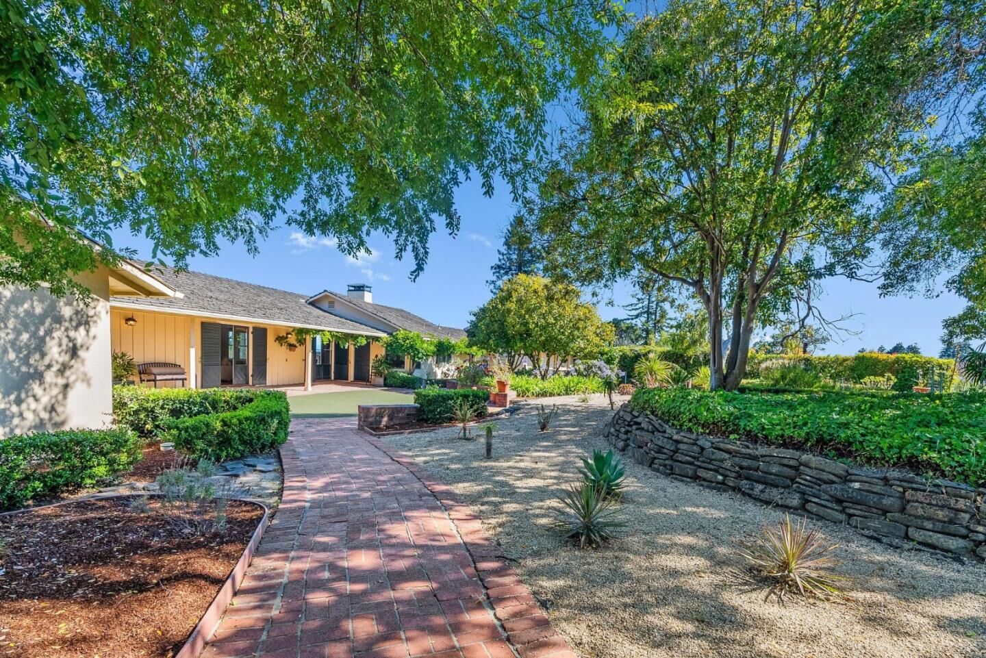 Property Photo:  31 S Circle Dr  CA 95060 