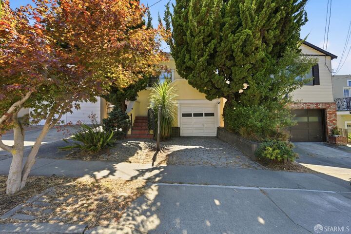 Property Photo:  460 San Bruno Avenue  CA 94005 