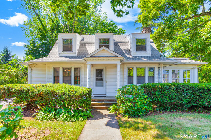 Property Photo:  120 Maple Street  CT 06405 