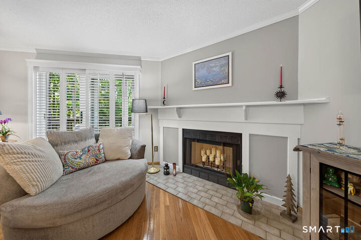 Property Photo: 40 Foxon Hill Road L47 CT 06513