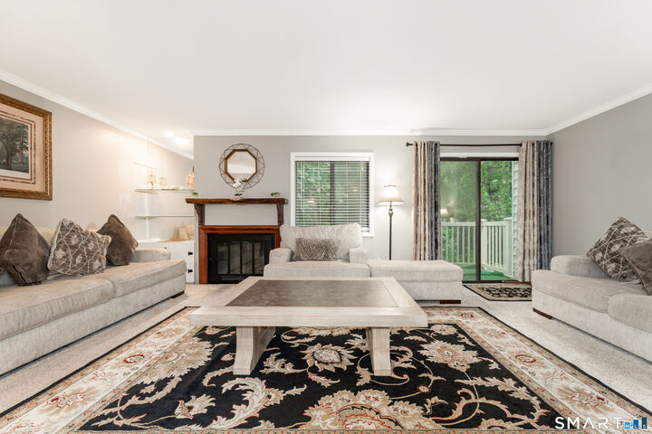 Property Photo:  51 Currier Place 51  CT 06410 