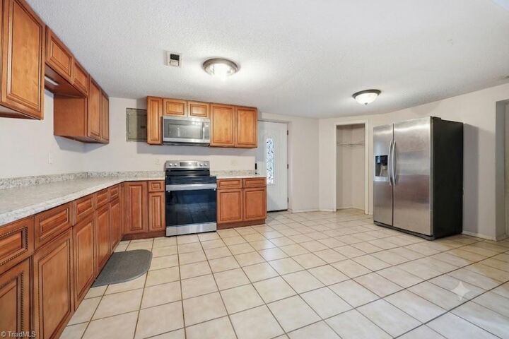 Property Photo: 901 Decker Road NC 27360