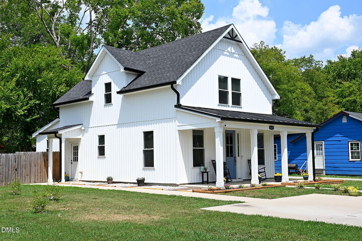 Property Photo: 1107 Massey Street NC 27577