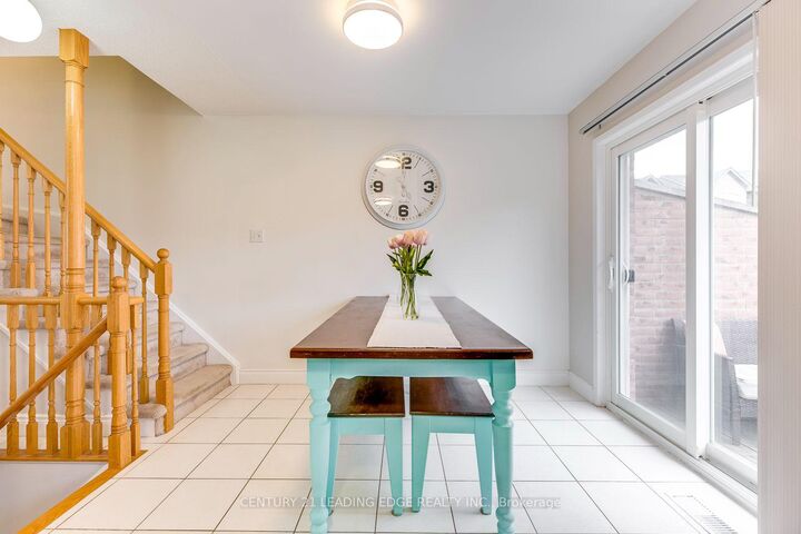 Property Photo:  2945 Thomas Street 124  ON L5M 6C1 