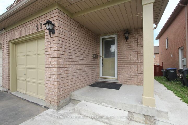 Property Photo:  23 Dusty Star Drive  ON L6R 1Y5 