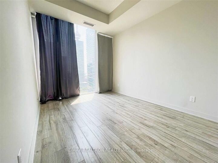 Property Photo: 126 Simcoe Street 2508 ON M5H 4E6