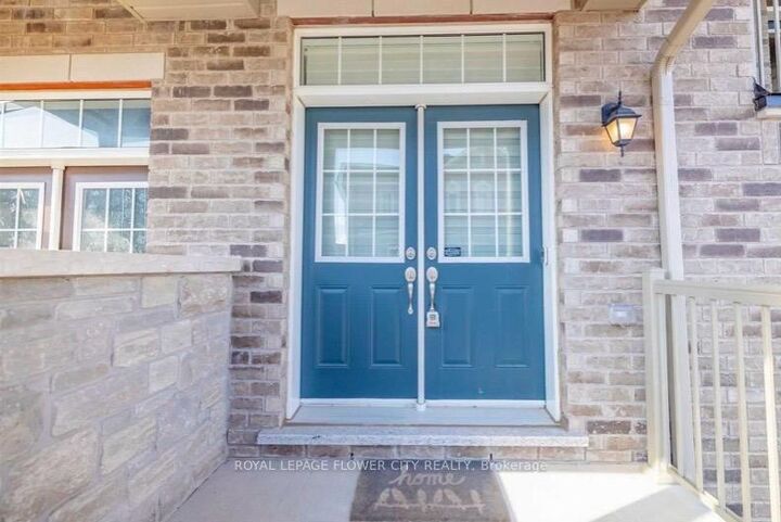 Property Photo: 3079 Postridge Drive ON L6H 0S1
