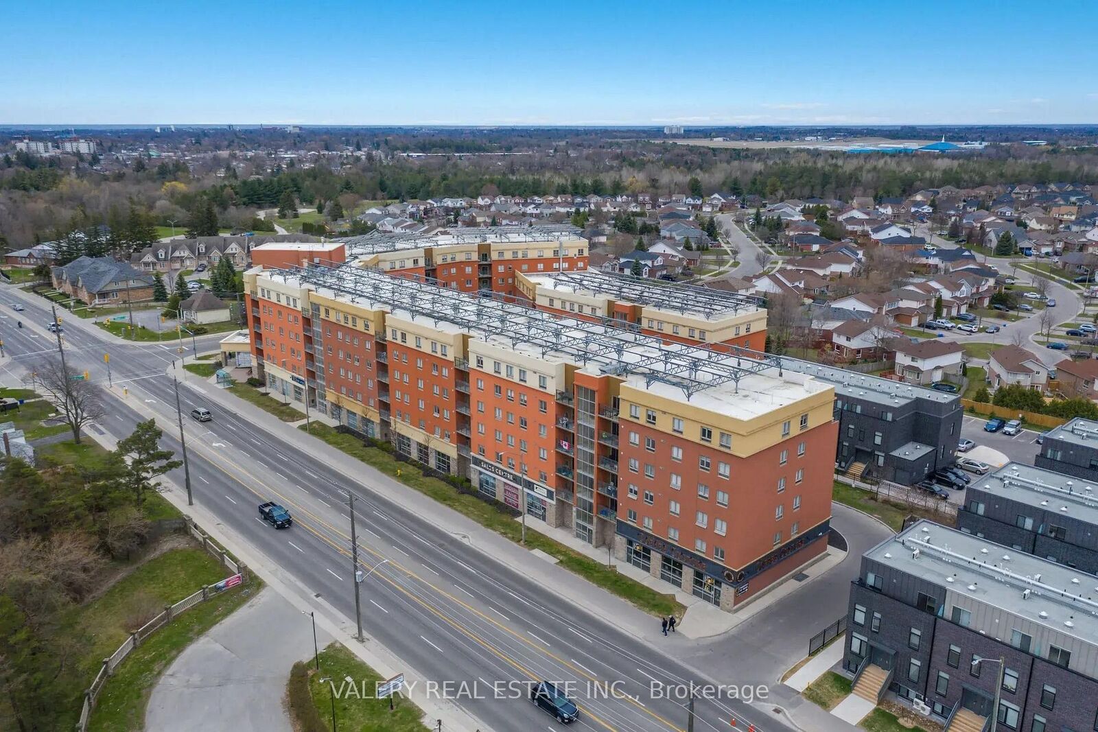 Property Photo:  1700 Simcoe Street N 101  ON L1G 4X9 