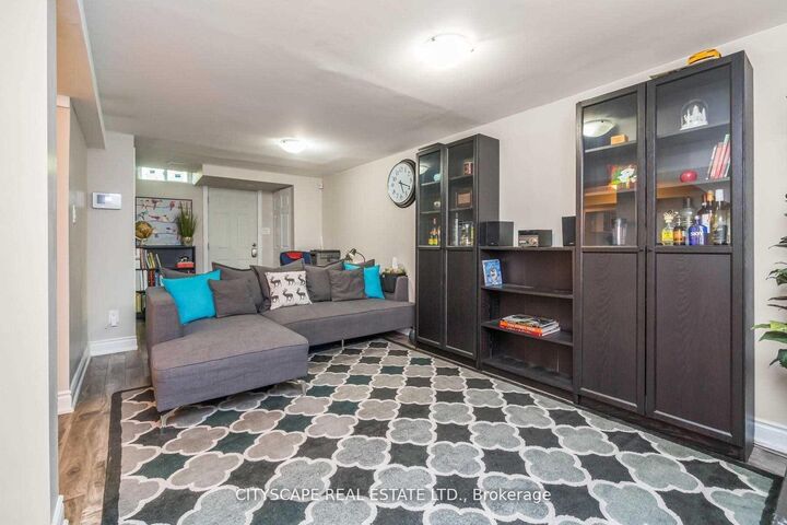 Property Photo: 6103 Silken Lauman Way ON L5V 1A1