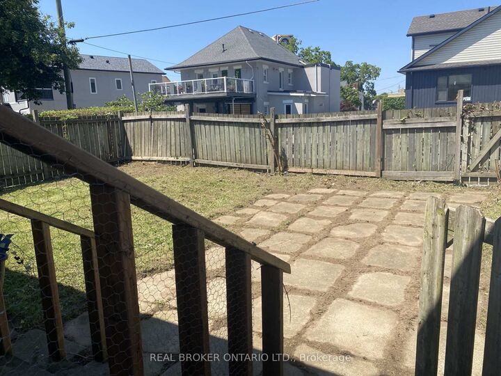 Property Photo: 28 Grove Street ON L3B 4B4