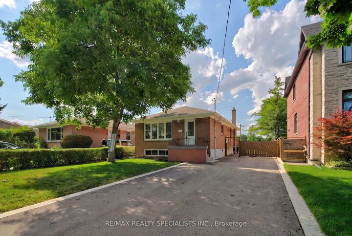 Property Photo:  94 Eringate Drive  ON M9C 3Z6 