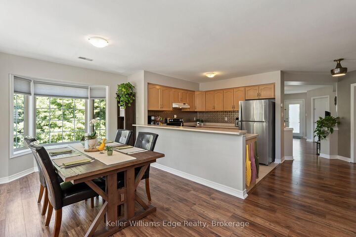 Property Photo: 705 Cumberland Avenue 8 ON L7N 3W4