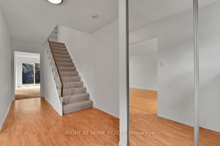 Property Photo:  99 Craig Henry Drive  ON K2G 3S8 