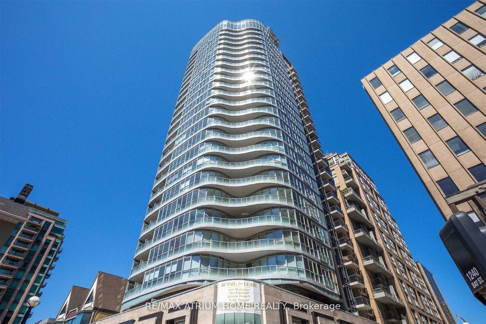Property Photo:  88 Cumberland Street 405  ON M5R 1A3 