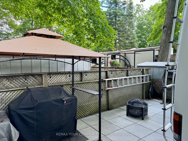 Property Photo:  285 Crydermans Side Road 33  ON L0E 1A0 