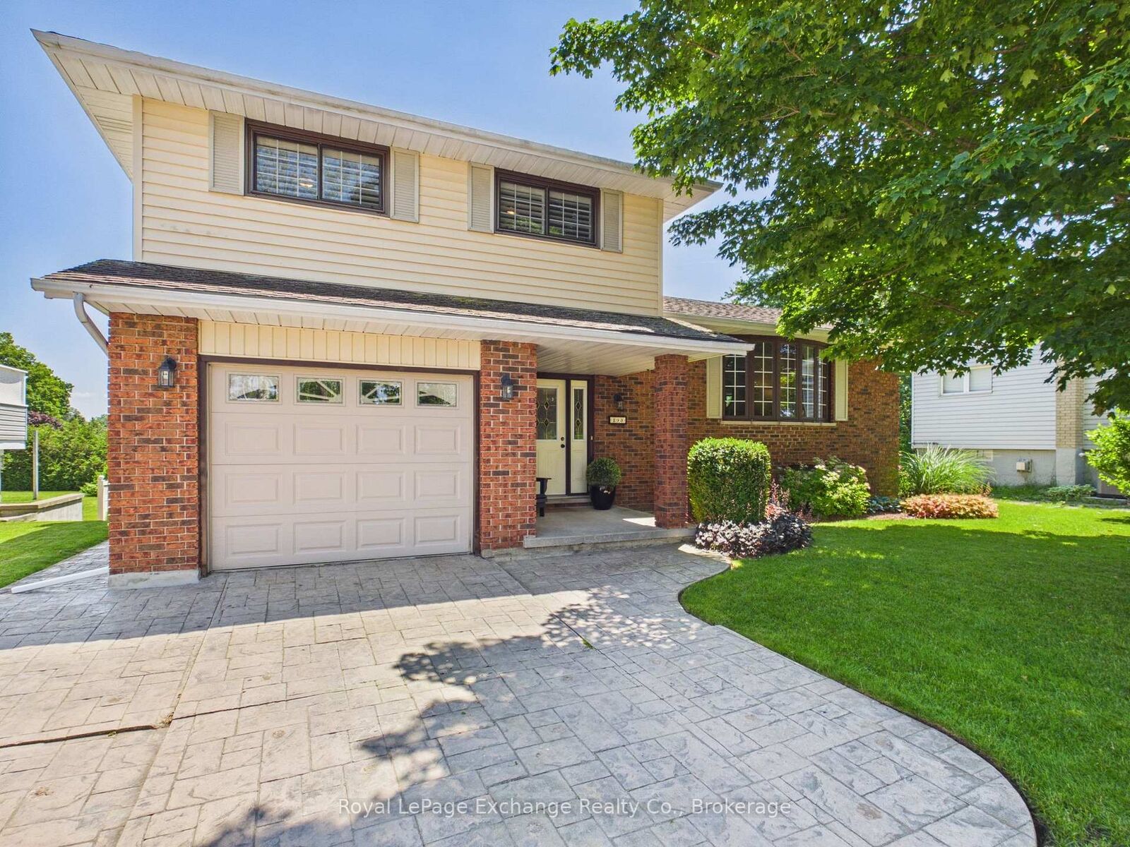 Property Photo: 293 Princes Street S ON N2Z 2T3